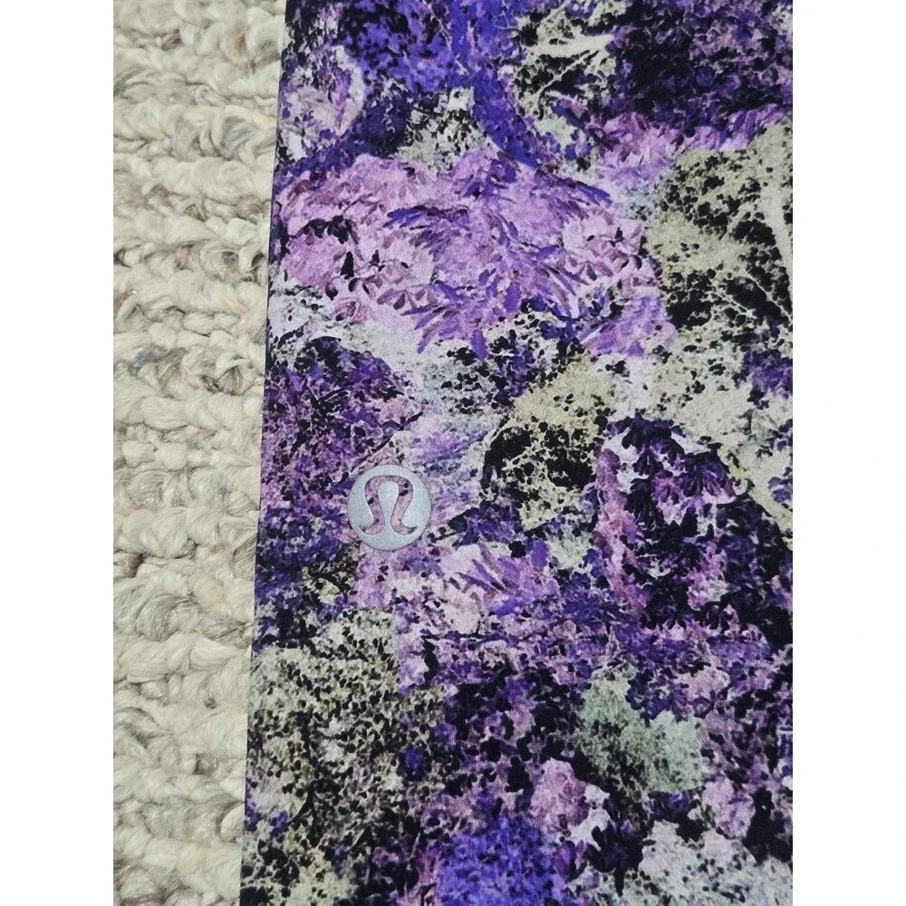 Lululemon Fast Free Crop II Nulux 19 Vivid Vision Purple Black Leggings size 4